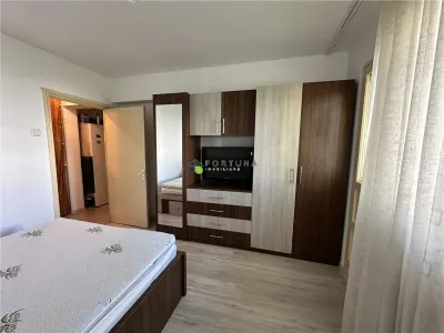 Apartament 2 camere de vânzare Bariera Bucuresti - foto 6